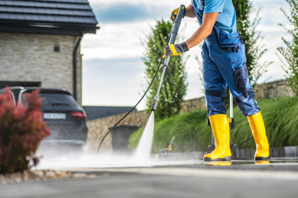 Best Soft Washing for Delicate Surfaces in Middleton, WI